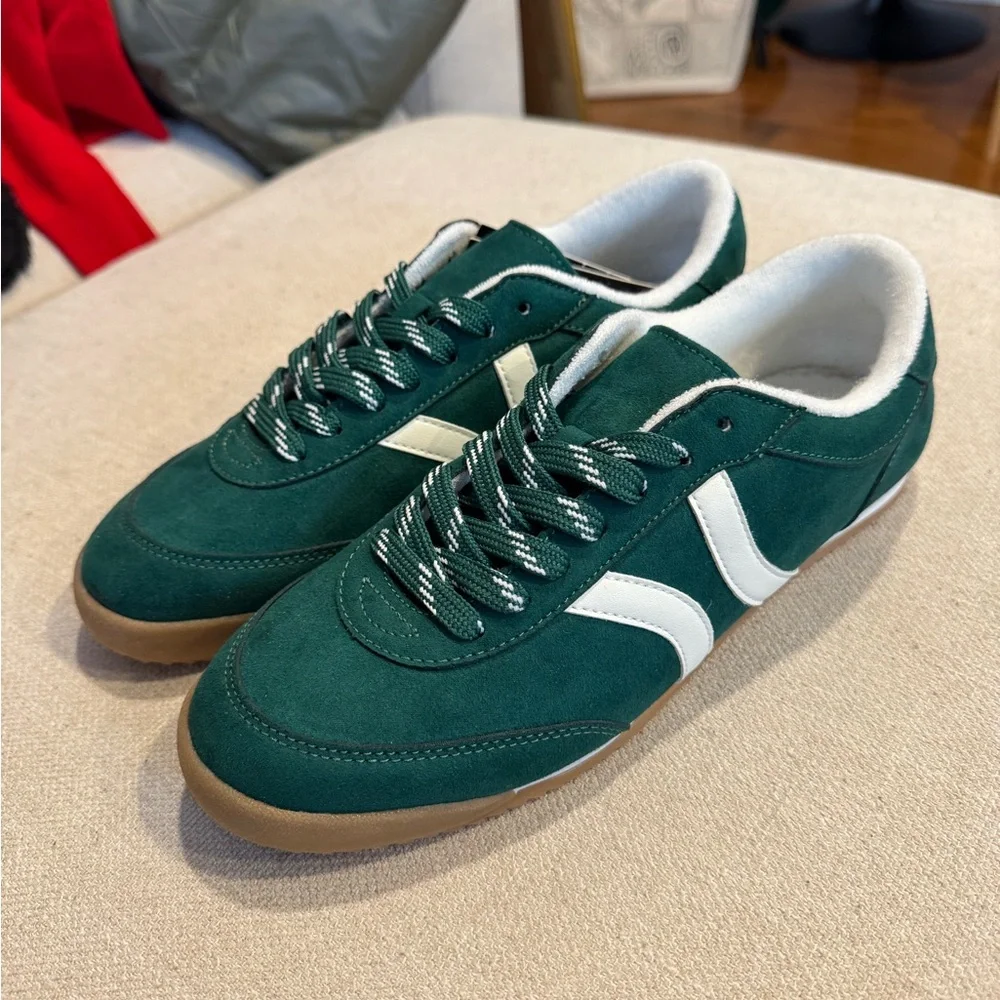 Steve Madden NYC Women's Low Top Faux Suede Sneakers, Emerald Green, Sz 10, NWT - Picture 2 of 9
